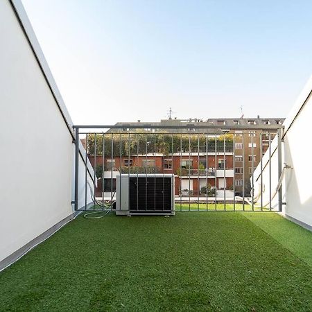5 Giornate Apt Con Terrazzo E Garage Privato Милано Екстериор снимка