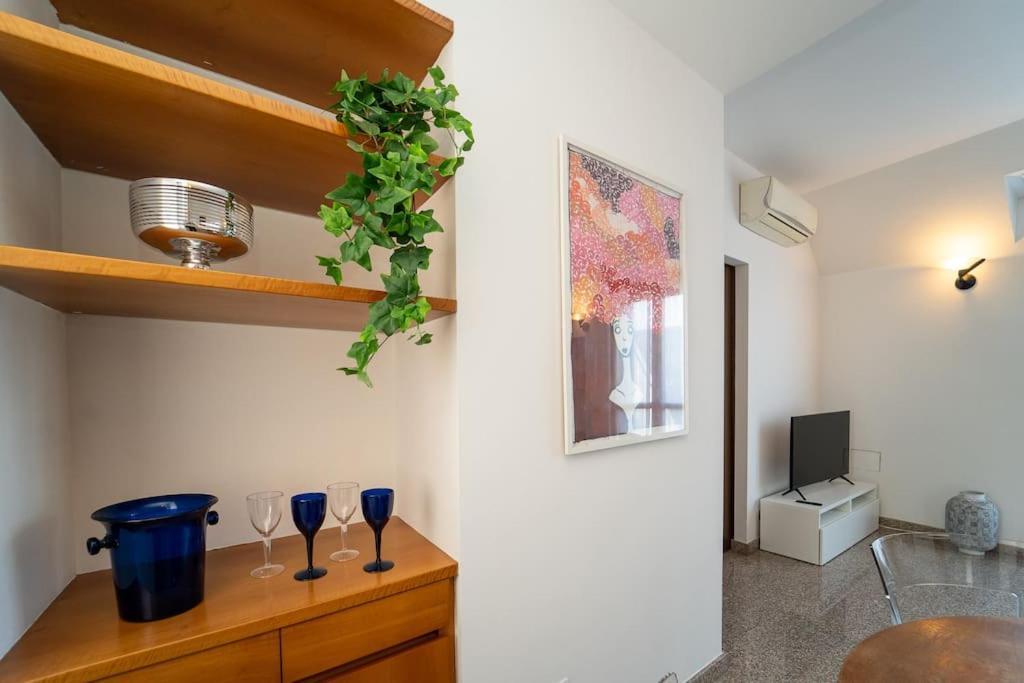 5 Giornate Apt Con Terrazzo E Garage Privato Милано Екстериор снимка